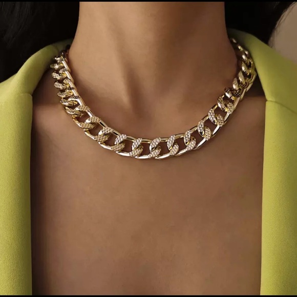 Unisex Gold Cuban Long Chain - Picture 2 of 3